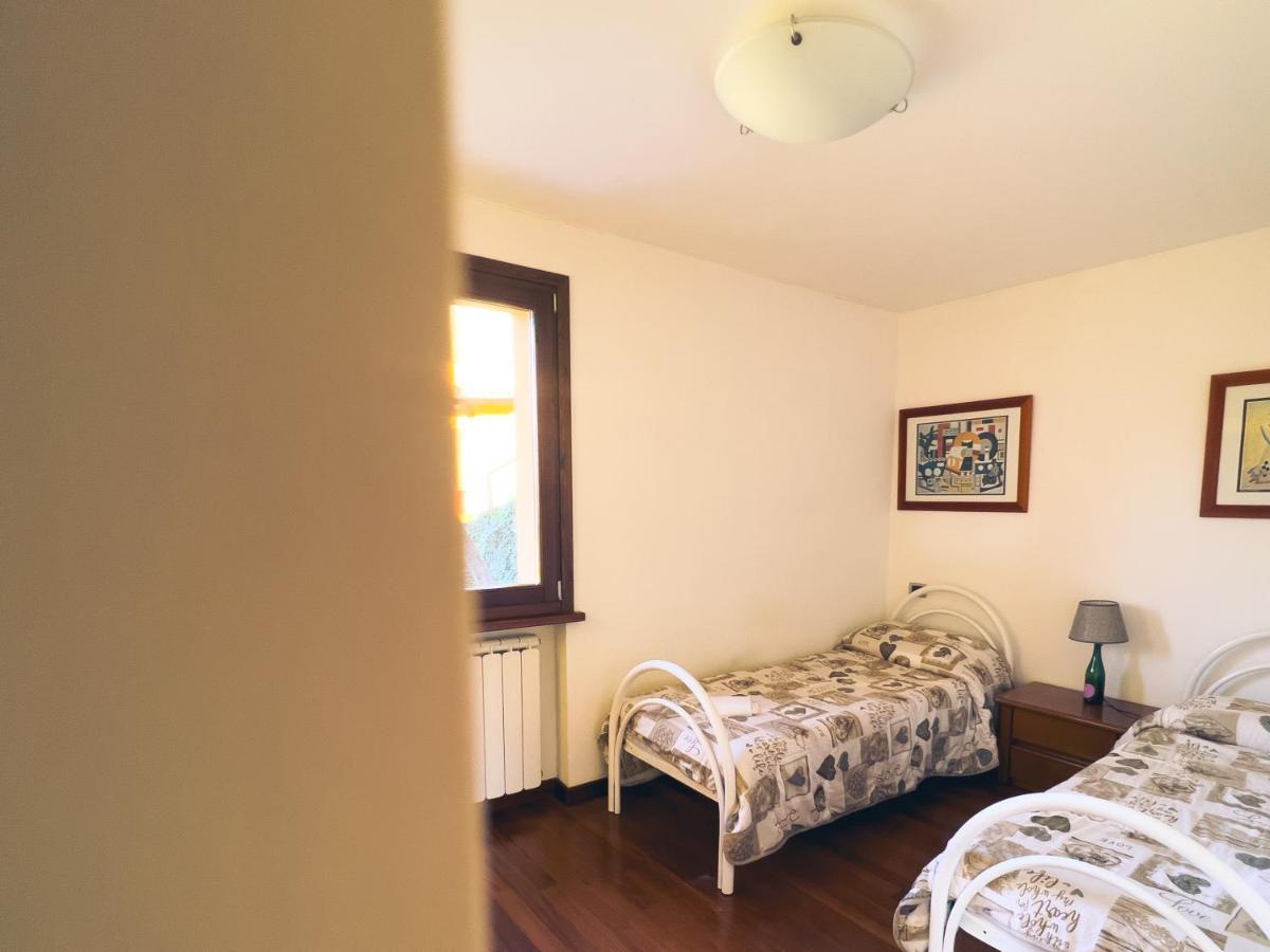 Tenuta Monteoliveto - Family Cottage - Agriturismo Nelle Langhe Vesime Buitenkant foto