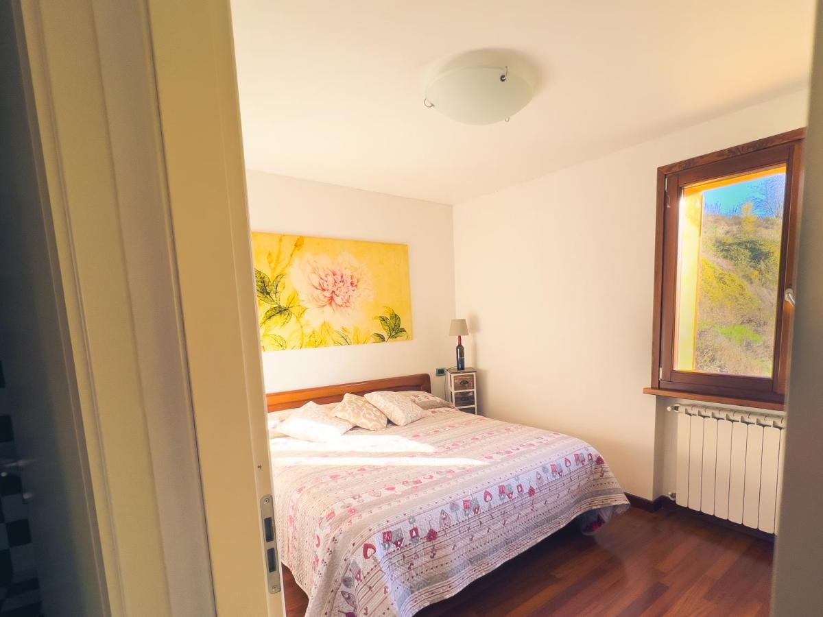 Tenuta Monteoliveto - Family Cottage - Agriturismo Nelle Langhe Vesime Buitenkant foto