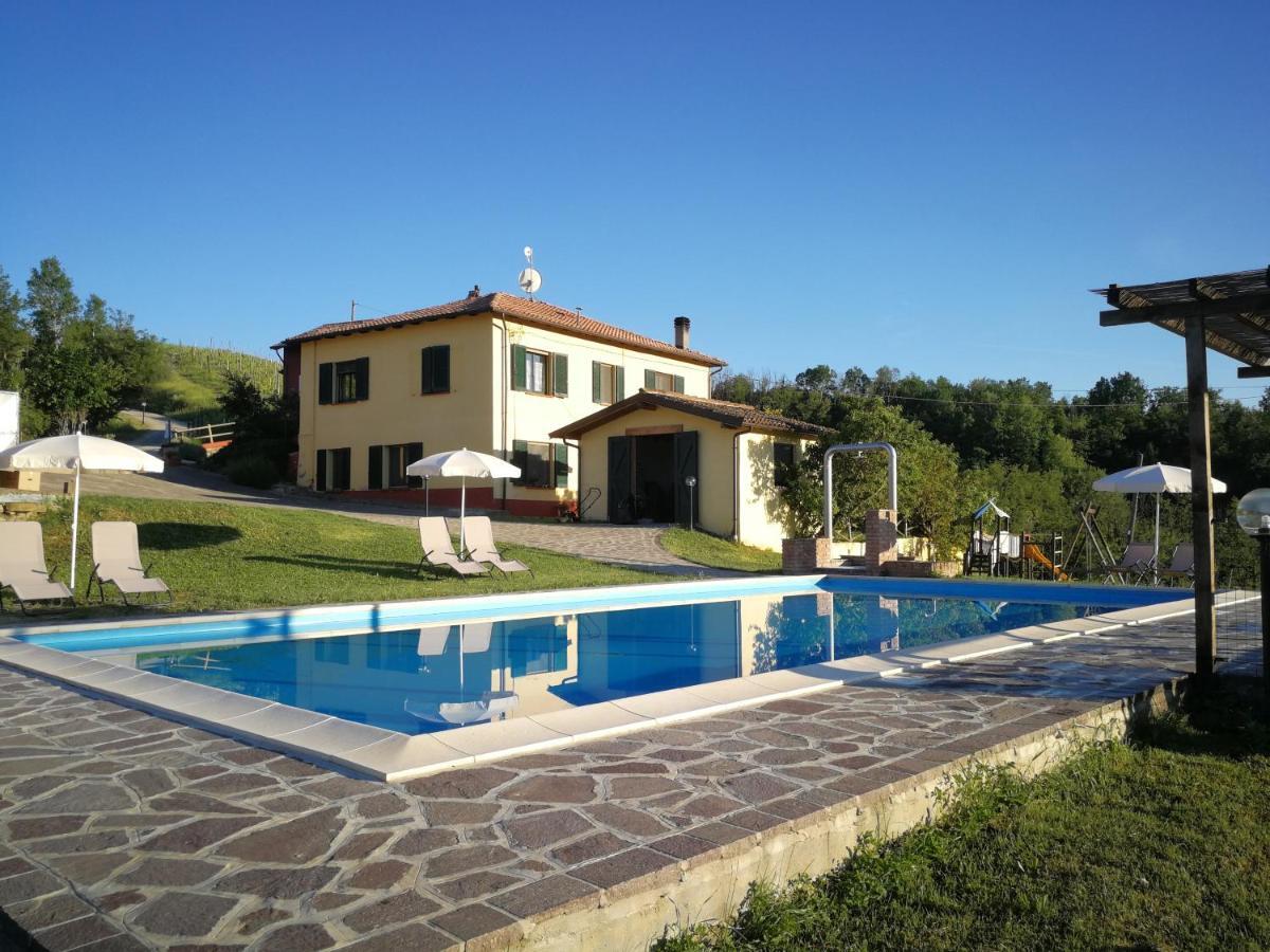 Tenuta Monteoliveto - Family Cottage - Agriturismo Nelle Langhe Vesime Buitenkant foto